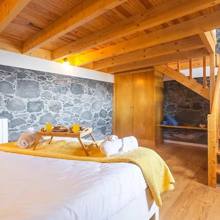 Escaleiras With Pool And Jacuzzy Villa