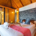Villa Escaleiras With Pool And Jacuzzy