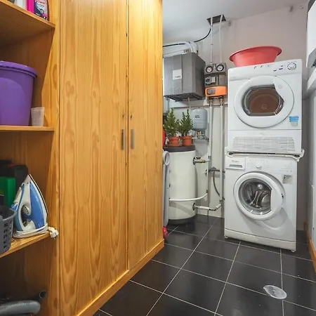 Escaleiras With Pool And Jacuzzy