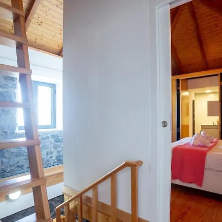 Escaleiras With Pool And Jacuzzy Порту-Мониш