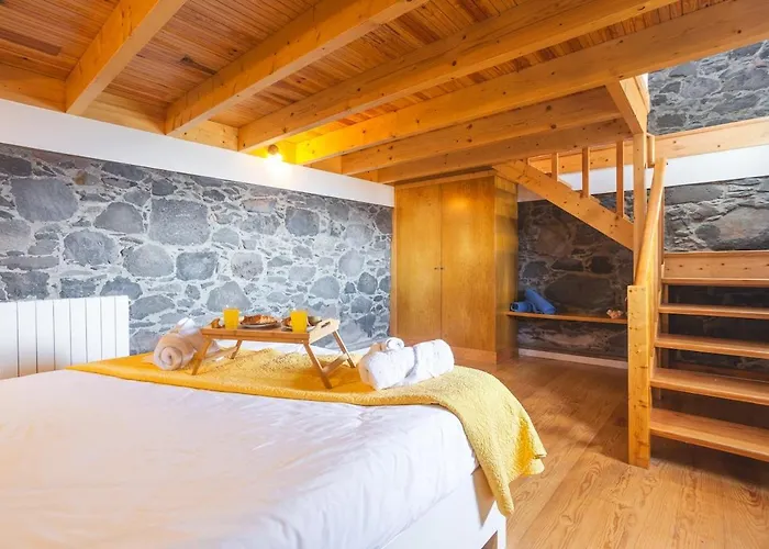 Escaleiras With Pool And Jacuzzy Villa