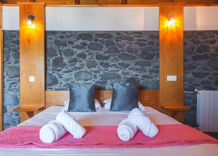 Escaleiras With Pool And Jacuzzy Villa Porto Moniz