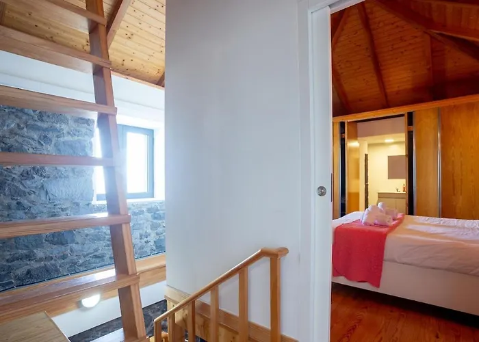 Escaleiras With Pool And Jacuzzy Porto Moniz